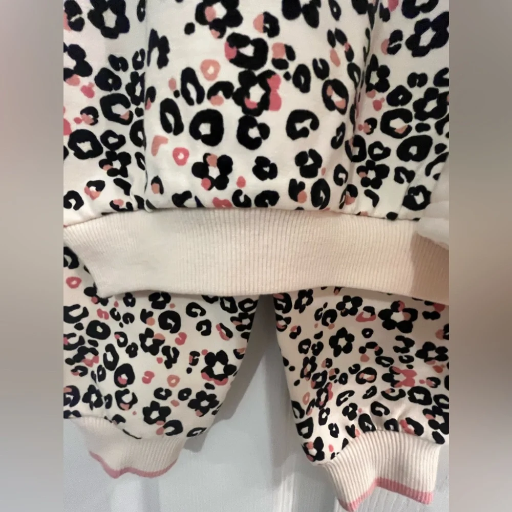 NWT Rachel Zoe Cream and Black Leopard Baby 3 Piece Set Size 3-6 months